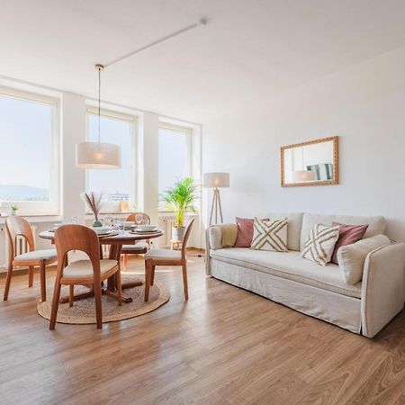 Himmelsstuermer Apartments By Stay Awesome Касел Екстериор снимка